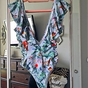 One piece swimsuit size S